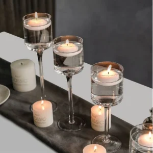 جا شمعی شیشه‌ای سبک اروپایی مناسب شام رمانتیک