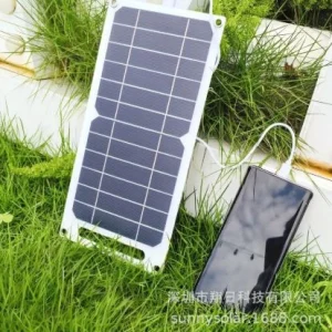 پنل شارژر خورشیدی USB ضدآب ۶ ولت ۶ وات مناسب فضای باز