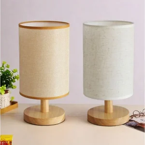 چراغ خواب چوبی نور ملایم با شید پارچه‌ای و اتصال USB