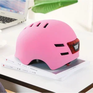 کلاه ایمنی هوشمند دارای چراغ مخصوص دوچرخه و اسکوتر