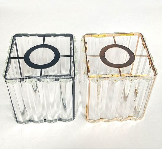 شید شیشهای مربعی برای لوستر و چراغ دیواری با پایه E27/E14