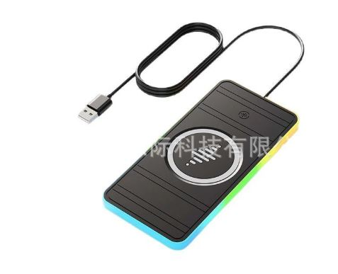 نسخه پرو پد شارژ بیسیم RGB با طراحی ضد لغزش